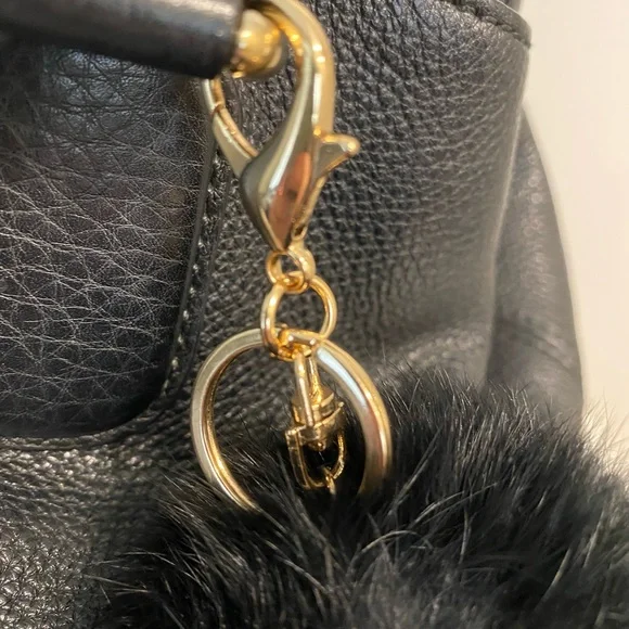 💕 3 for $75 💕 Black Rabbit Fur Keychain - Picture 3 of 3